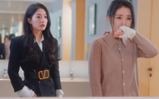 短剧《反转人生的她（12集全）》免费观看