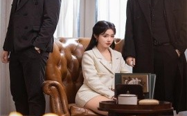 短剧《黑暗微光 (2025)》全集免费在线观看