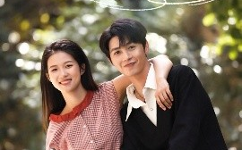 短剧《月亮悄悄翻过来（99集）李明源&洁慧 (2025)》全集免费在线观看