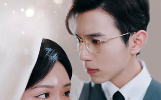 短剧《闪婚老公太宠我（先婚后爱陆总马甲藏不住了）90集全》免费观看