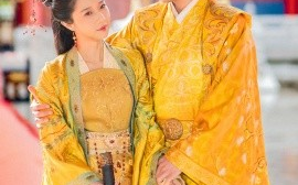 短剧《凤归桑梓（81集）张启璇&祁汉 (2025)》全集免费在线观看