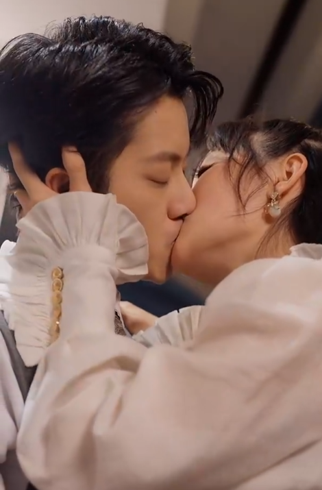 短剧《为你如此着迷(99集全)》免费观看-第1张图片-力界网 短剧《为你如此着迷(99集全)》免费观看-第1张图片-力界网