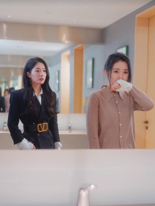 短剧《反转人生的她（12集全）》免费观看-第1张图片-力界网
