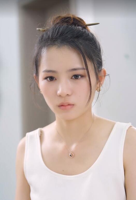 短剧《总裁夫人她能掐会算》高清全集免费在线观看-第1张图片-力界网